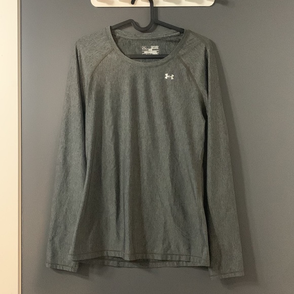 NWOT women’s XS underarmour gray heat gear long sleeve - Picture 1 of 8